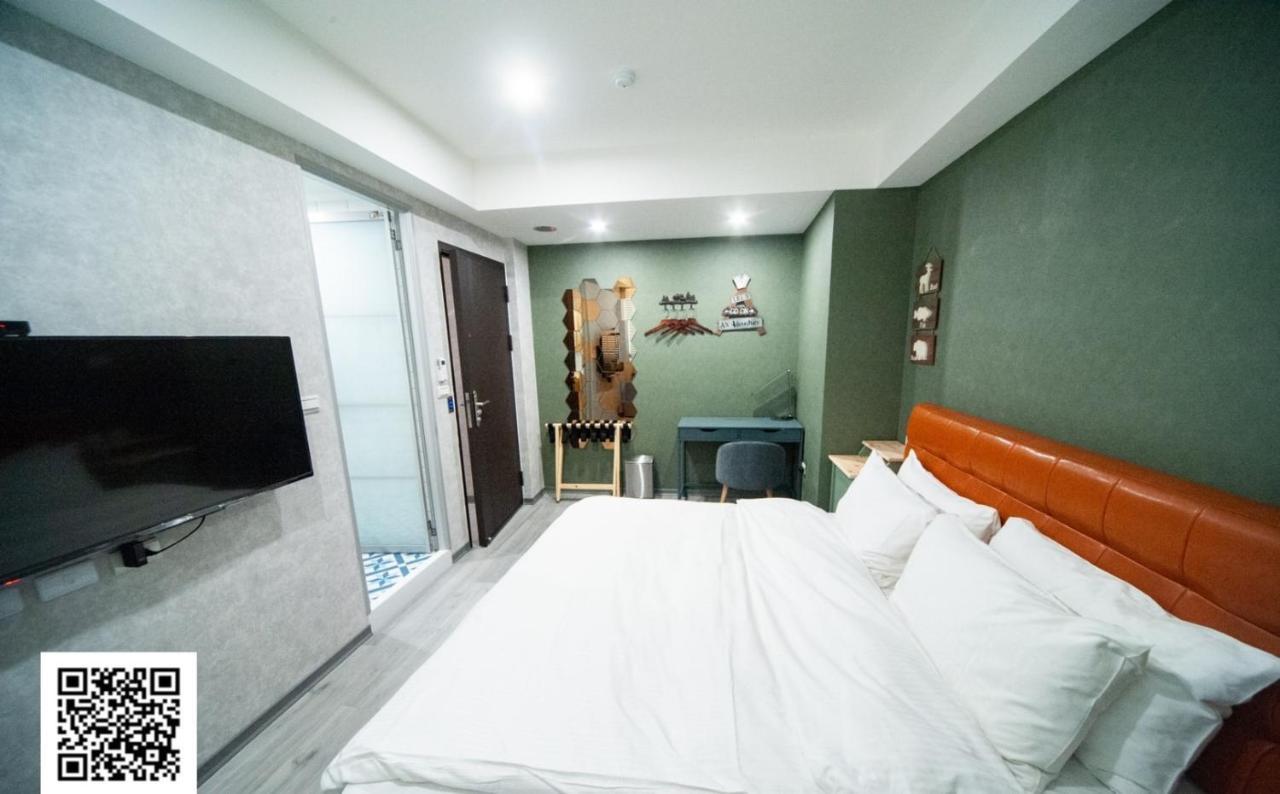 Bed and Breakfast 虎尾小9窩-採自助式入住 Huwei Esterno foto