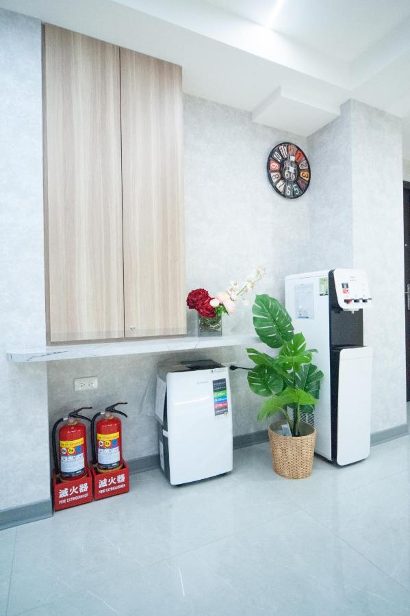 Bed and Breakfast 虎尾小9窩-採自助式入住 Huwei Esterno foto